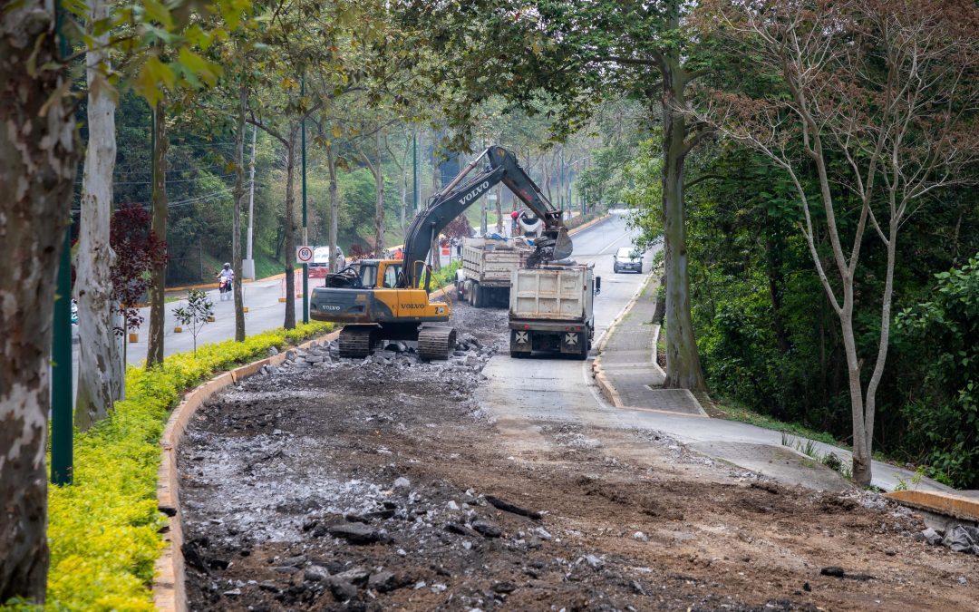 Avanzan trabajos de pavimentación en Murillo Vidal