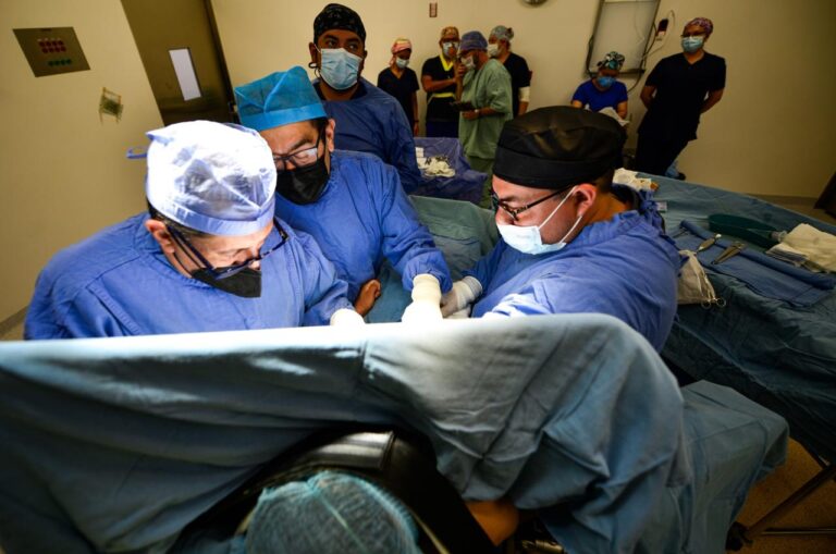 Salvan especialistas de Salud, mano de trabajador tras accidente laboral