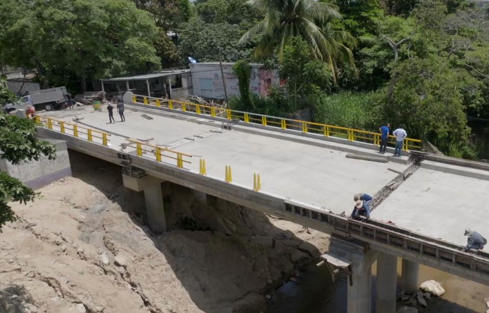 Obras carreteras en norte, centro y sur de Veracruz dan prioridad a empresas locales