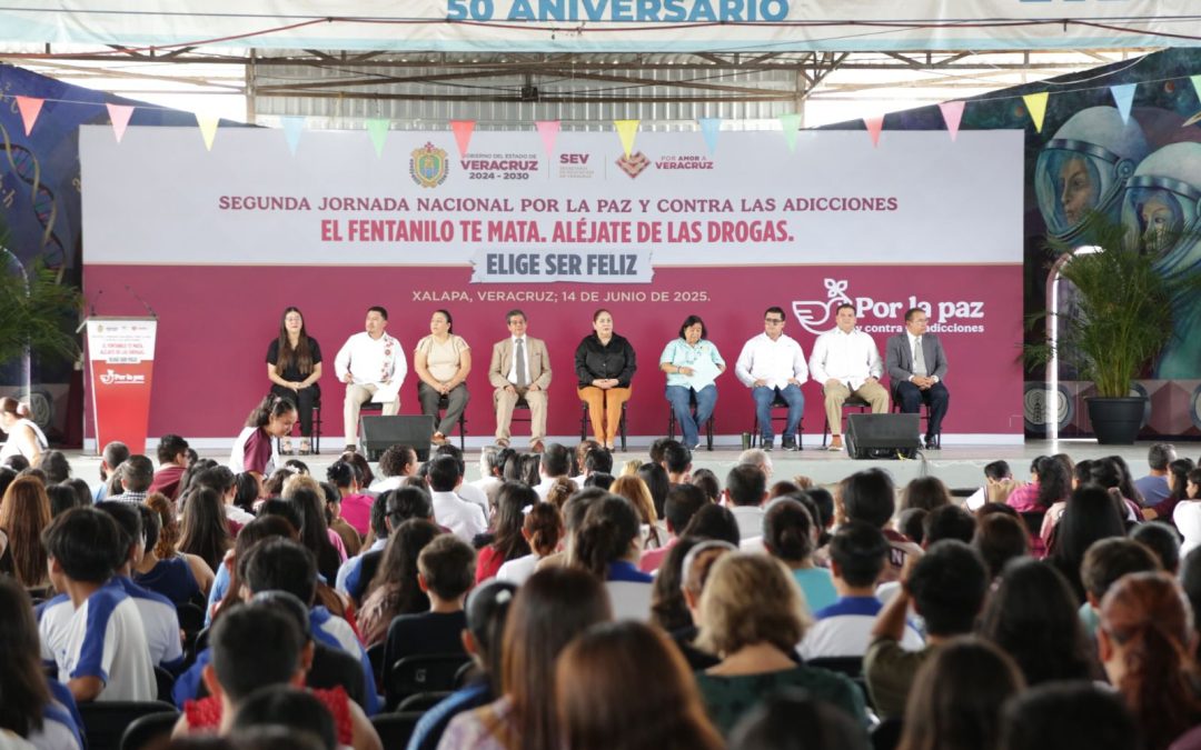Estudiantes de secundaria se suman a jornada nacional contra las adicciones