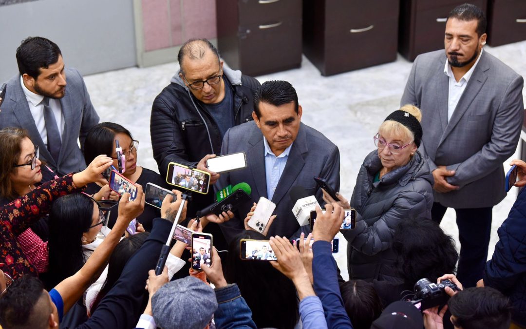 Garantizada la fuente laboral de los trabajadores del IVAI: Esteban Bautista