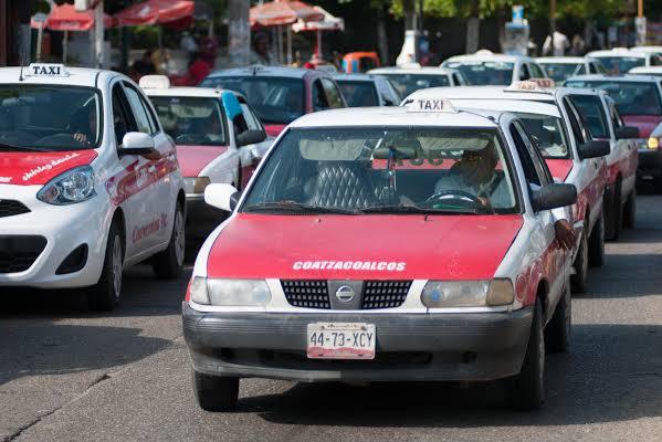 Sin autorización para incremento de tarifas de taxi en Veracruz, se sancionará a quienes no respeten la ley