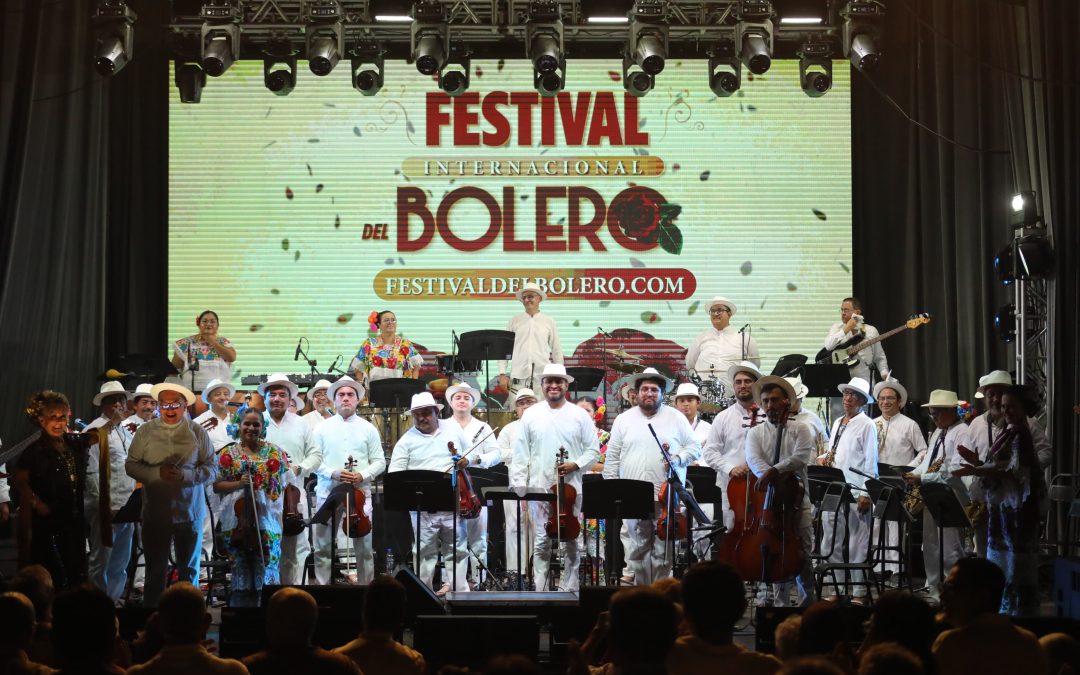 Recordando a Manzanero, abre el Festival Internacional del Bolero en Tlacotalpan