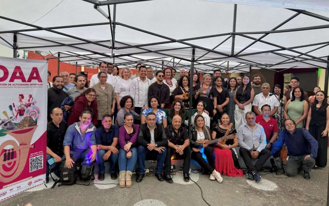 Veracruz honra su identidad con fandangos mensuales en Xallitic