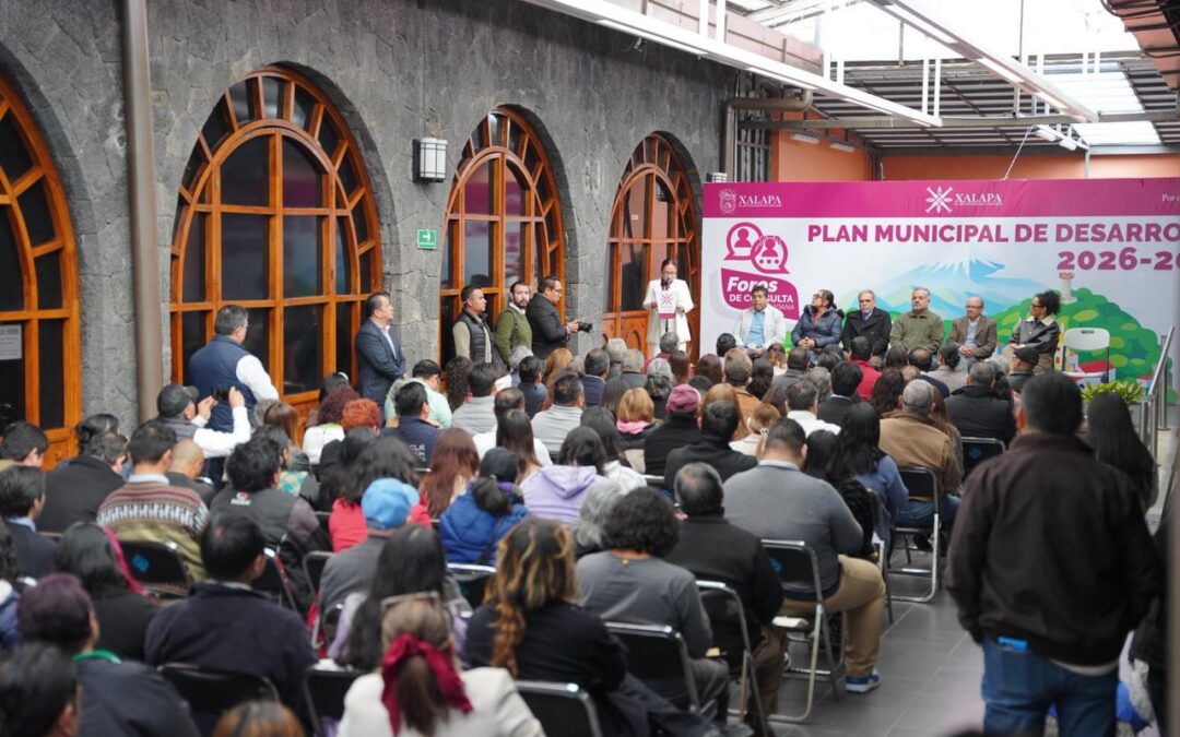 Como un acto de responsabilidad democrática, convicción social y política iniciaron los Foros de Consulta Ciudadana para el PMD de Xalapa 2026-2029