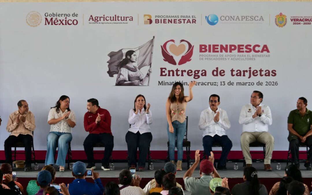 Congreso, presente en entrega de tarjetas Bienpesca en Minatitlán
