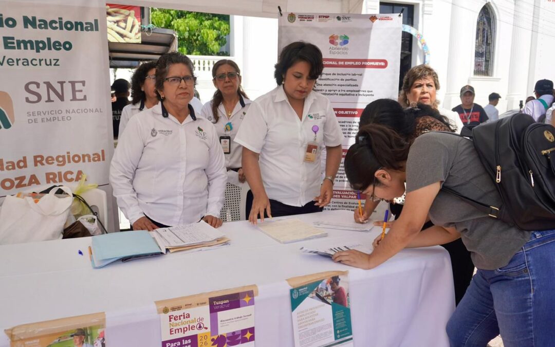 Con 561 vacantes, realizan en Tuxpan la segunda Feria de Empleo para las Mujeres 