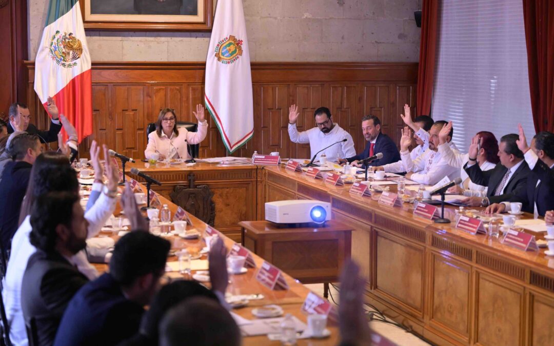 Instala Gobernadora Consejo de Economía para ordenar el desarrollo y potenciar la riqueza compartida en Veracruz
