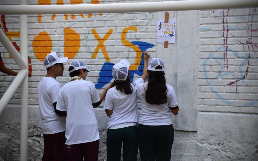Participa Juventud xalapeña en jornada nacional “Tequios por la Tierra y Murales Mundialistas”